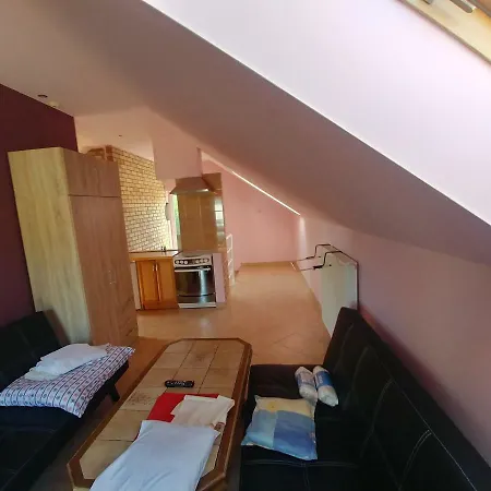 Apartment W13 Apt