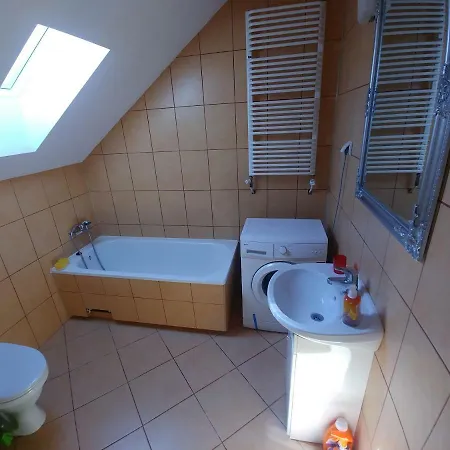 W13 Apt Apartment