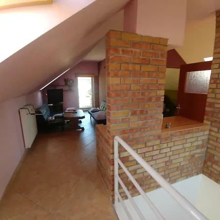 W13 Apt Apartment